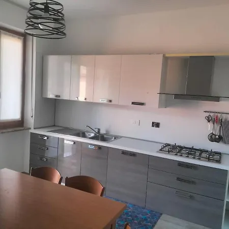 アパート Muscatel