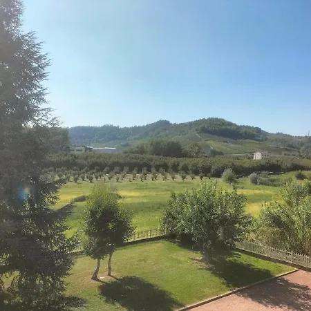 Apartment Muscatel Piobesi d'Alba